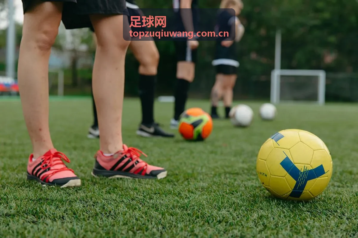 足球网赛程比分栏目配图